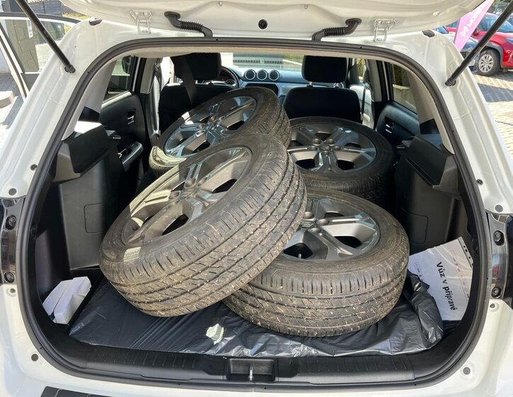 Suzuki Vitara SUV / Terénní 1,6 l 88 kw