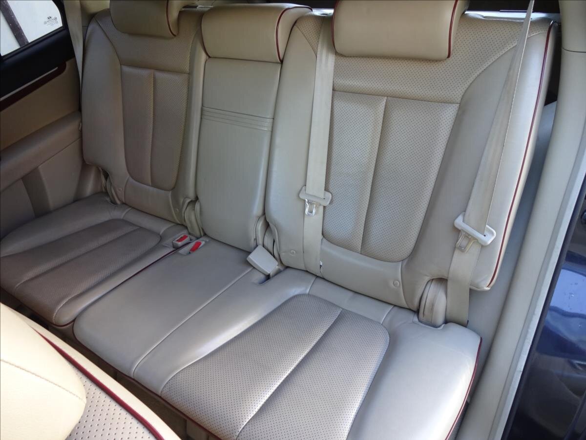 Hyundai Santa Fe SUV / Terénní 2,2 l 114 kw