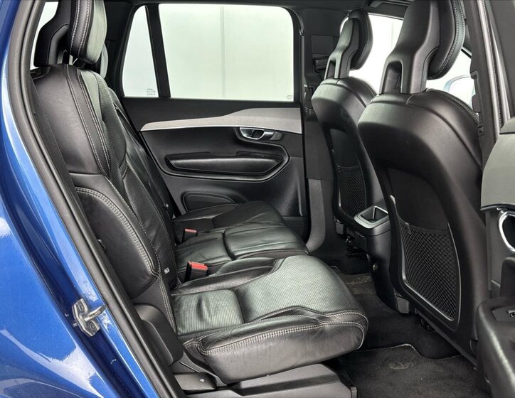 Volvo XC90 SUV / Terénní 2,0 l 173 kw