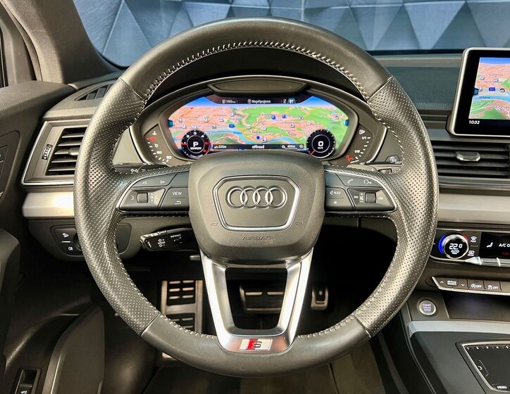 Audi Q5 SUV 3,0 l 210 kw