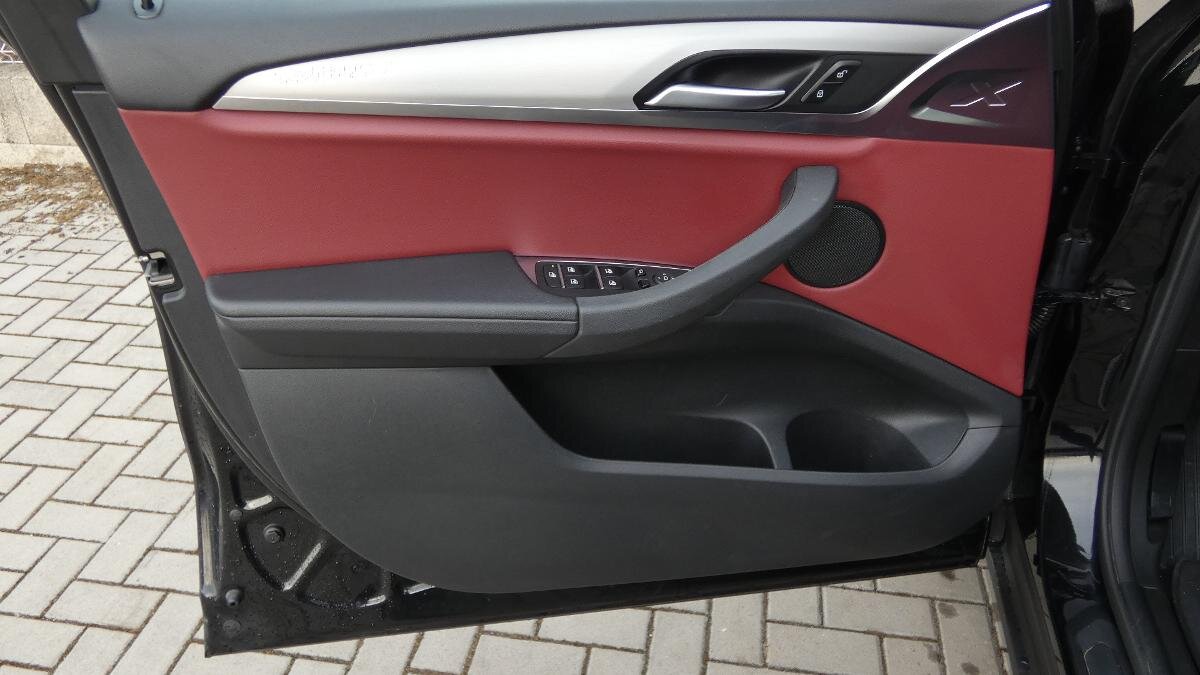 BMW X3 SUV / Terénní 2,0 l 140 kw