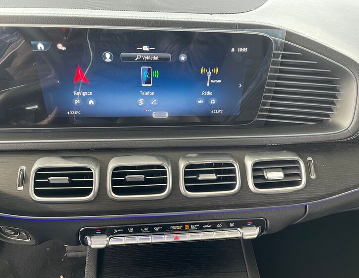 Mercedes-Benz Ostatní 12