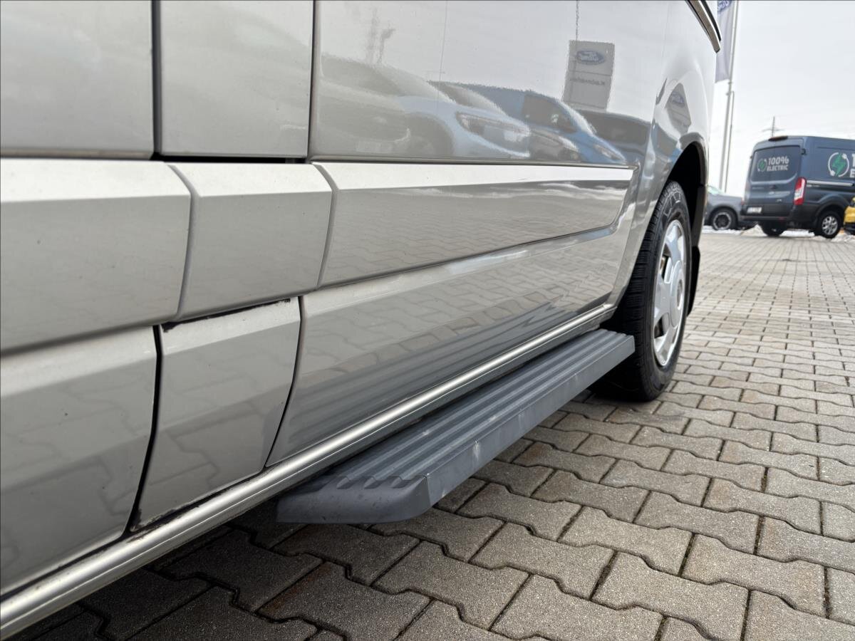 Ford Tourneo Custom Kombi 2,2 l 92 kw