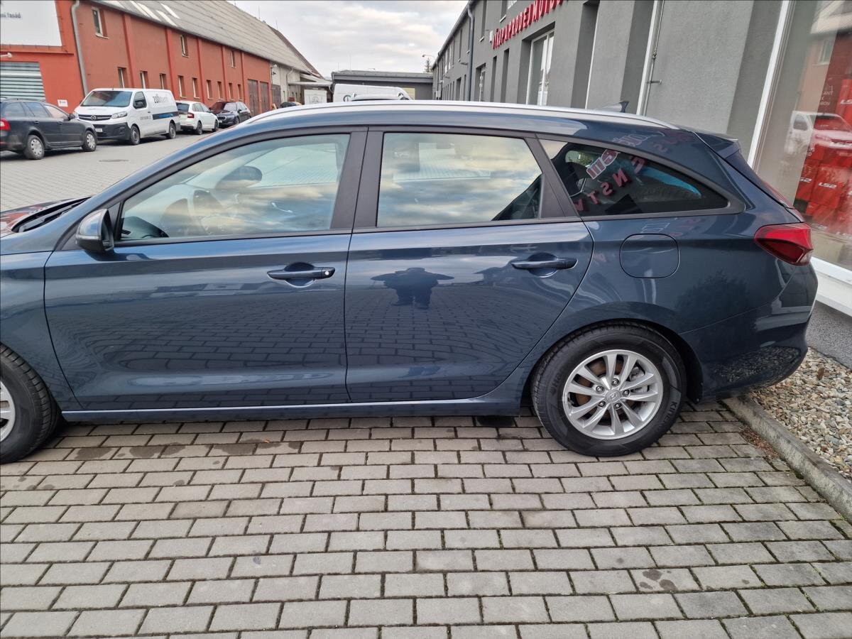 Hyundai i30 Kombi 1,6 l 85 kw