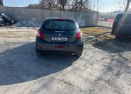 Peugeot 208 Hatchback 1,2 l 60 kw