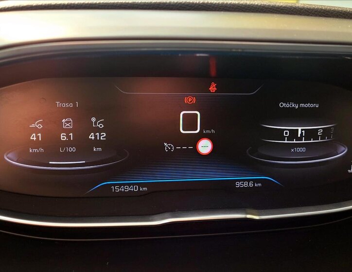 Peugeot 3008 SUV / Terénní 1,5 l 96 kw