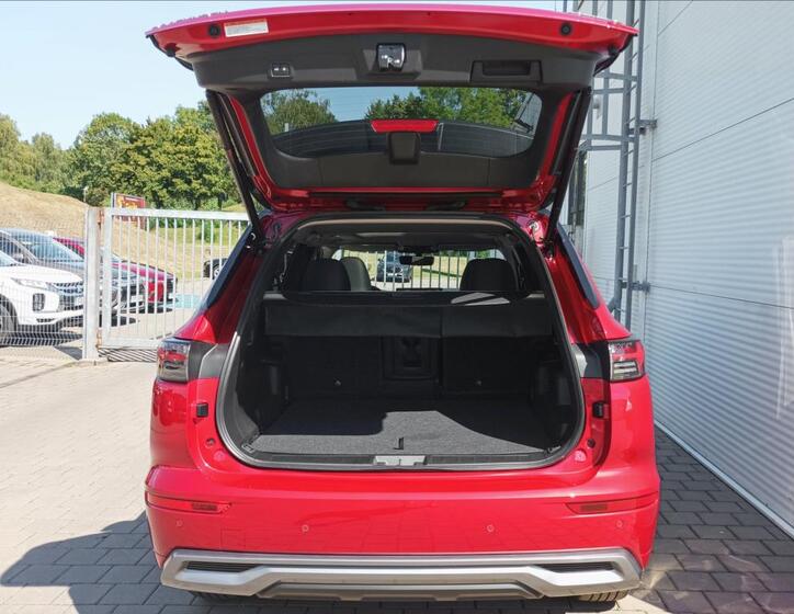 Mitsubishi Outlander 7