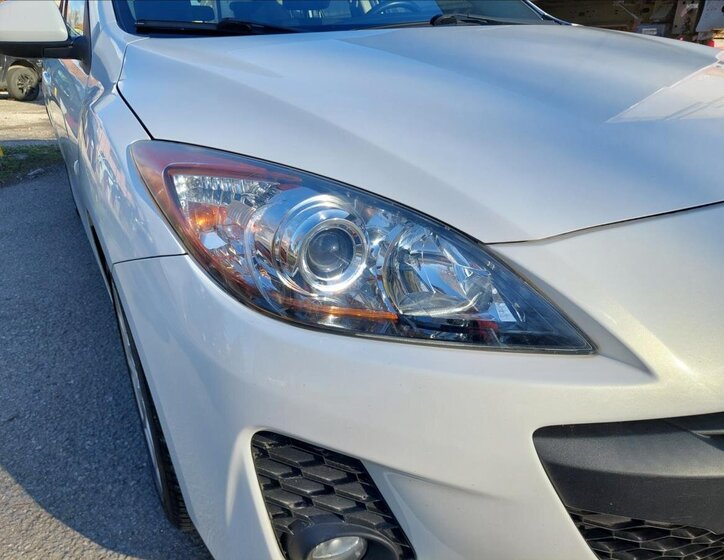 Mazda 3 Hatchback 1,6 l 77 kw