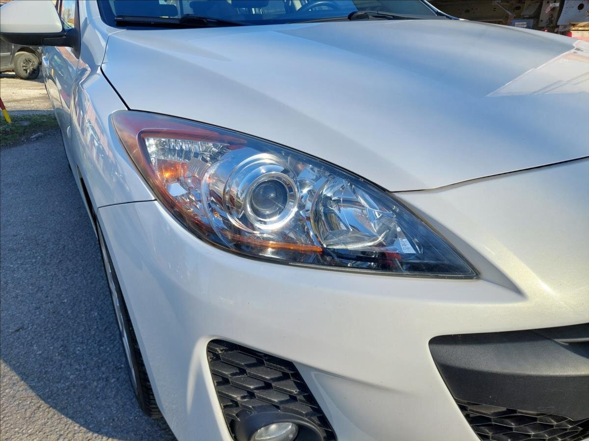 Mazda 3 Hatchback 1,6 l 77 kw