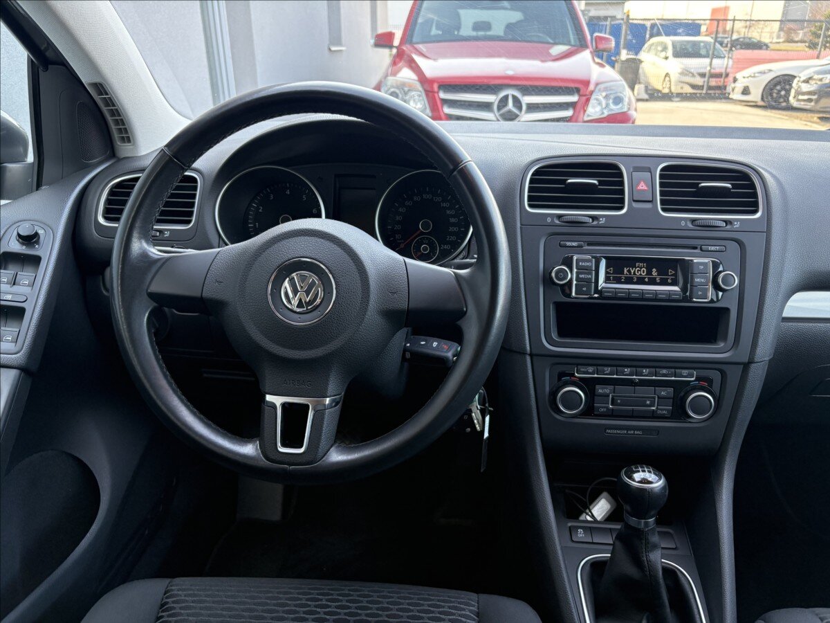 Volkswagen Golf Hatchback 1,2 l 77 kw
