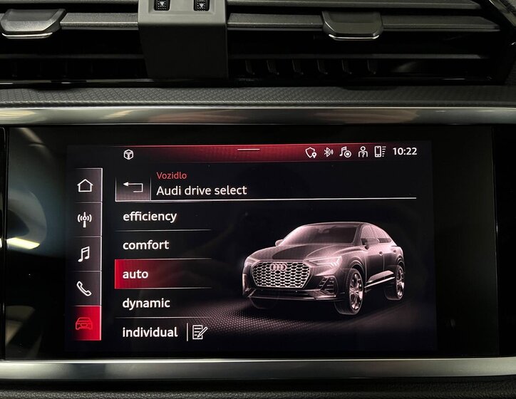 Audi Q3 SUV / Terénní 2,0 l 180 kw