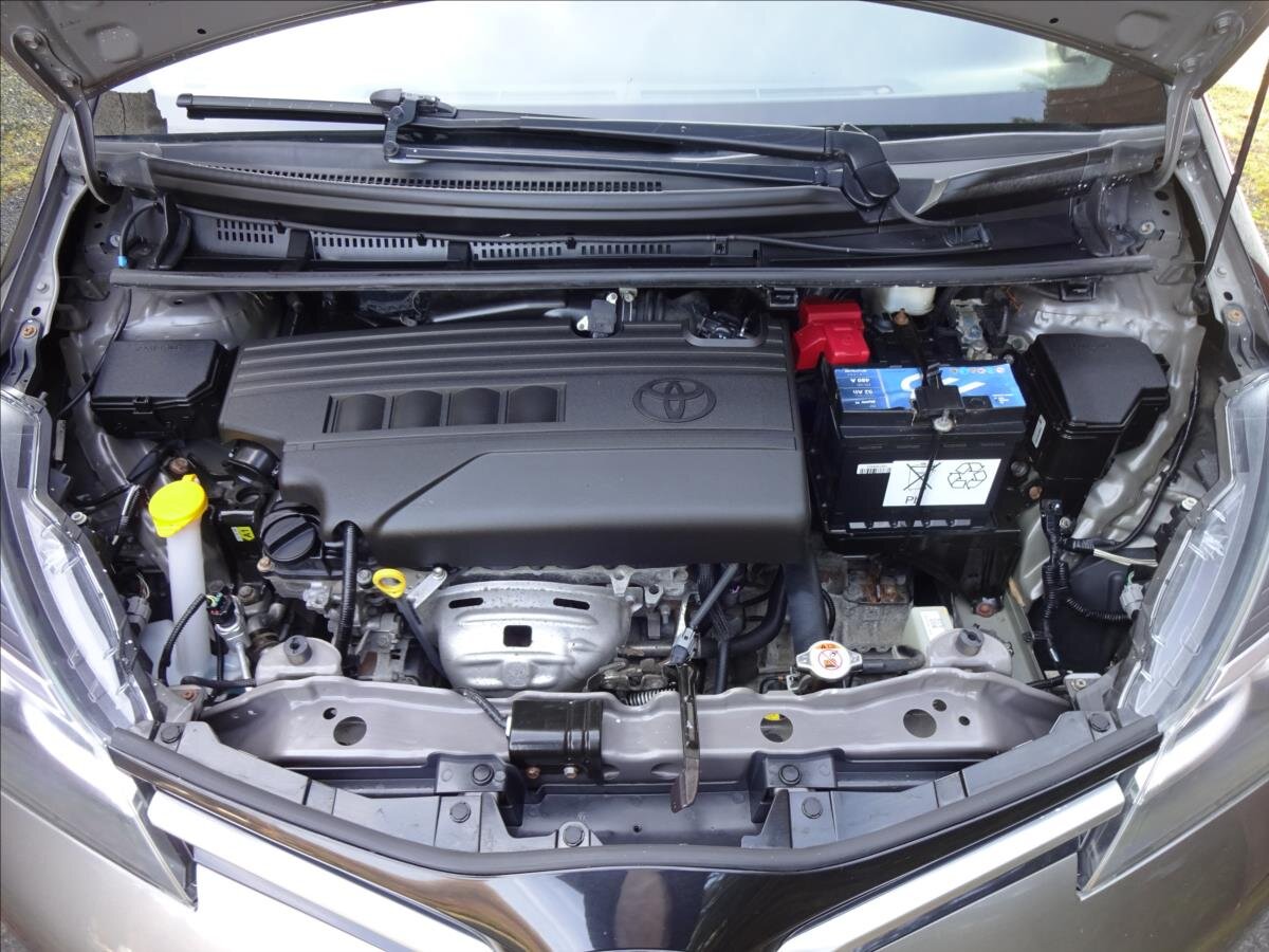 Toyota Yaris Kombi 1,3 l 73 kw