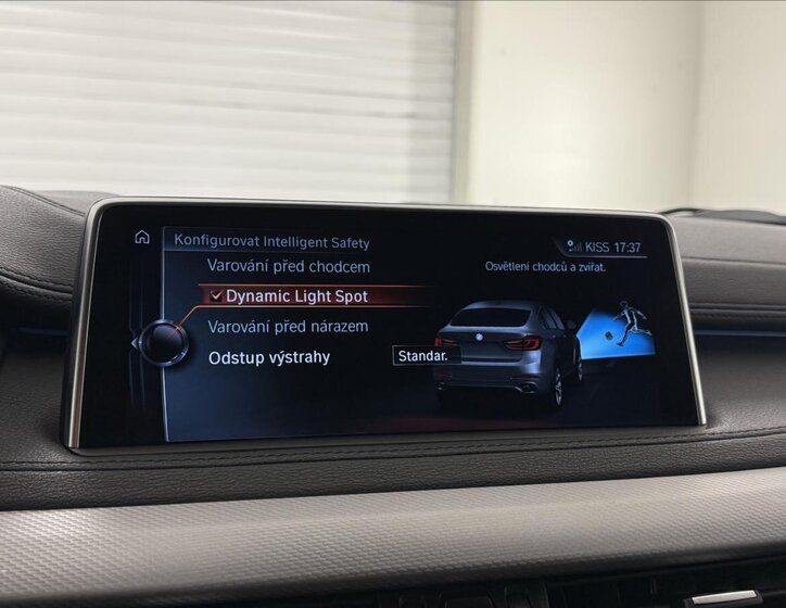 BMW X6 SUV 3,0 l 280 kw