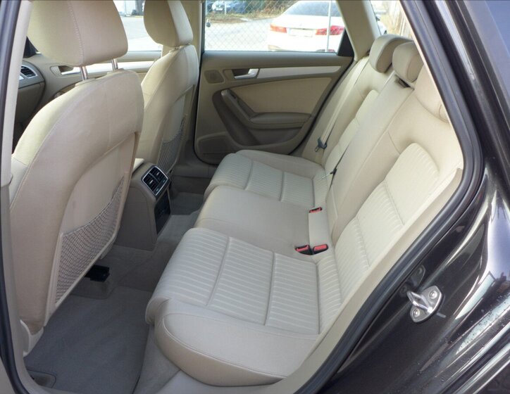 Audi A4 Kombi 2,0 l 105 kw