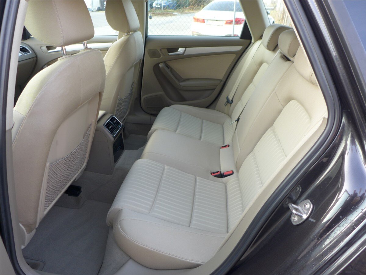 Audi A4 Kombi 2,0 l 105 kw