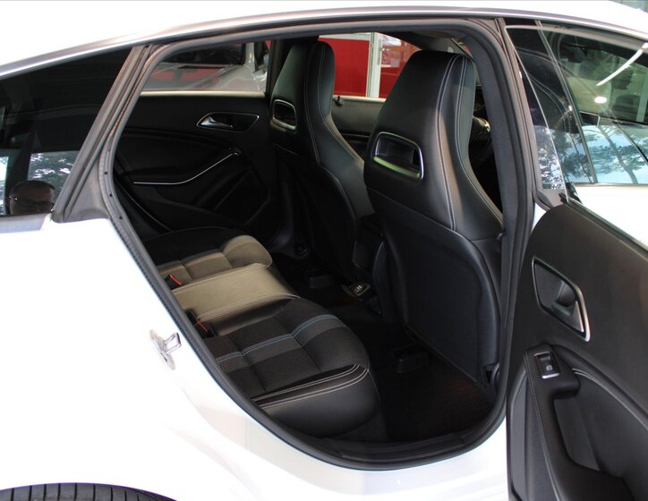 Mercedes-Benz CLA Kombi 2,1 l 125 kw