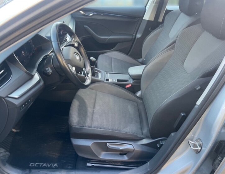 Škoda Octavia Kombi 2,0 l 85 kw
