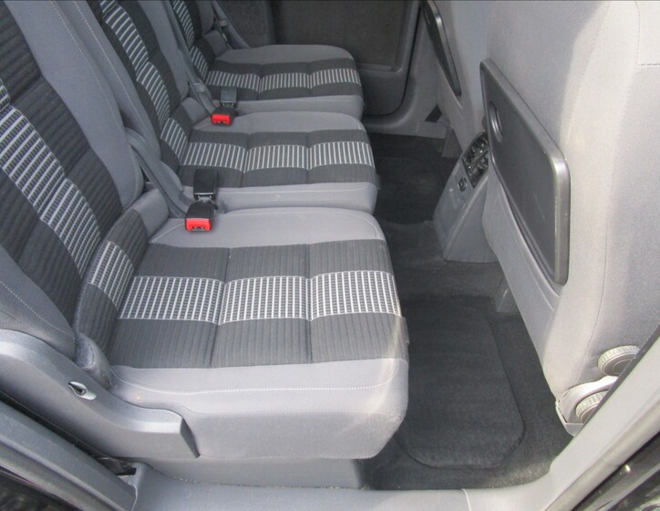 Volkswagen Touran 22