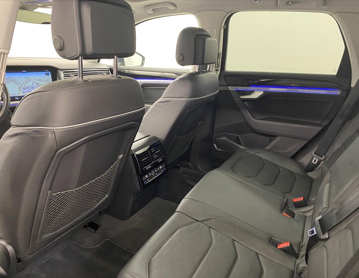 Volkswagen Touareg SUV 3,0 l 210 kw