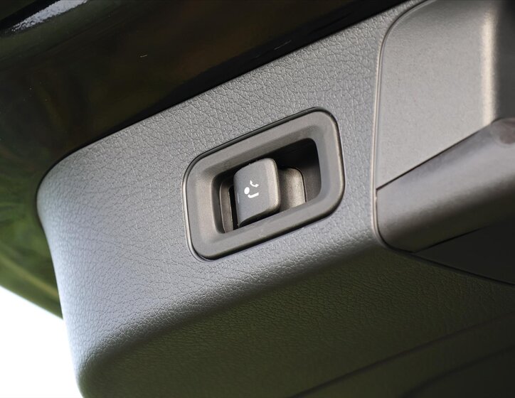 Mercedes-Benz GLB SUV 2,0 l 324 kw