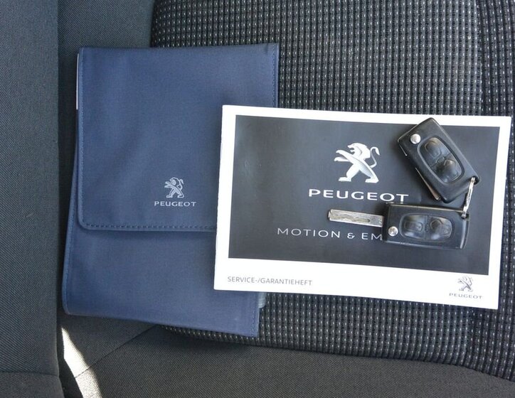 Peugeot 5008 MPV 1,6 l 88 kw