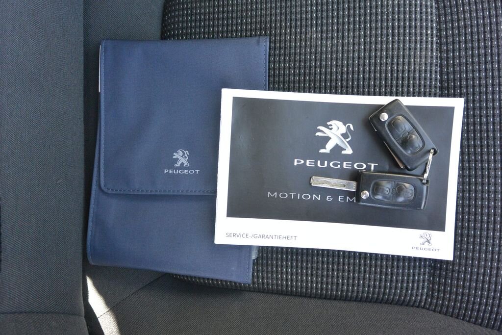 Peugeot 5008 MPV 1,6 l 88 kw