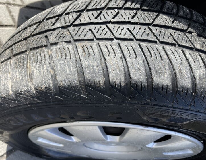 Volkswagen Caddy Kombi 1,6 l 75 kw