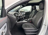 Mercedes-Benz GLA SUV / Terénní 1,3 l 160 kw