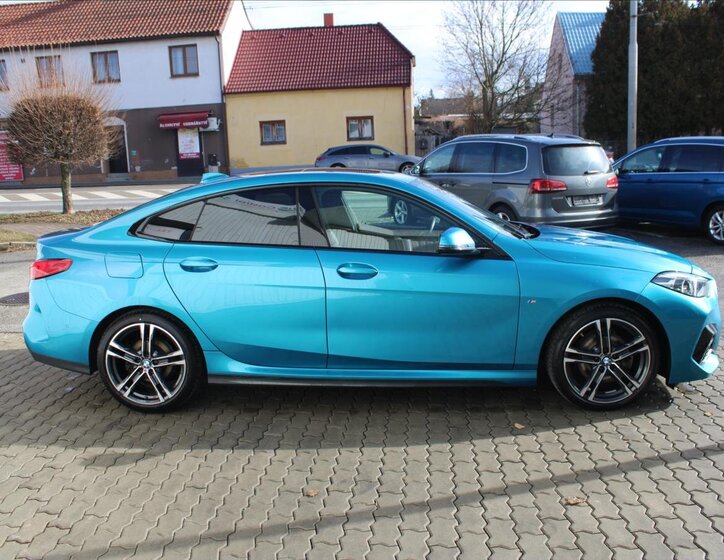 BMW Řada 2 Sedan 1,5 l 100 kw