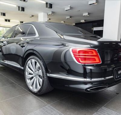 Bentley Flying Spur 6