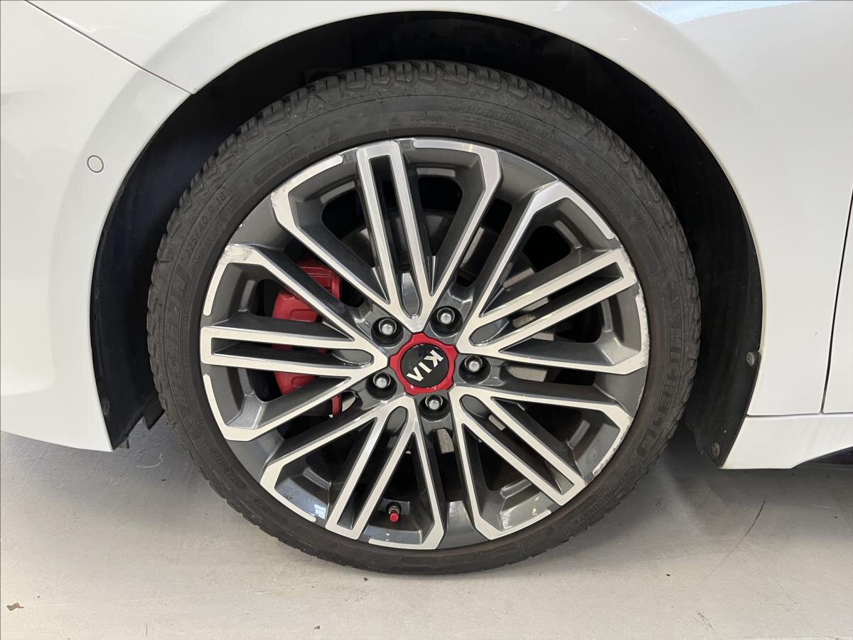 KIA ProCeed Kombi 1,6 l 150 kw