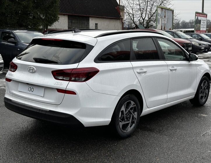 Hyundai i30 Kombi 1,5 l 70 kw