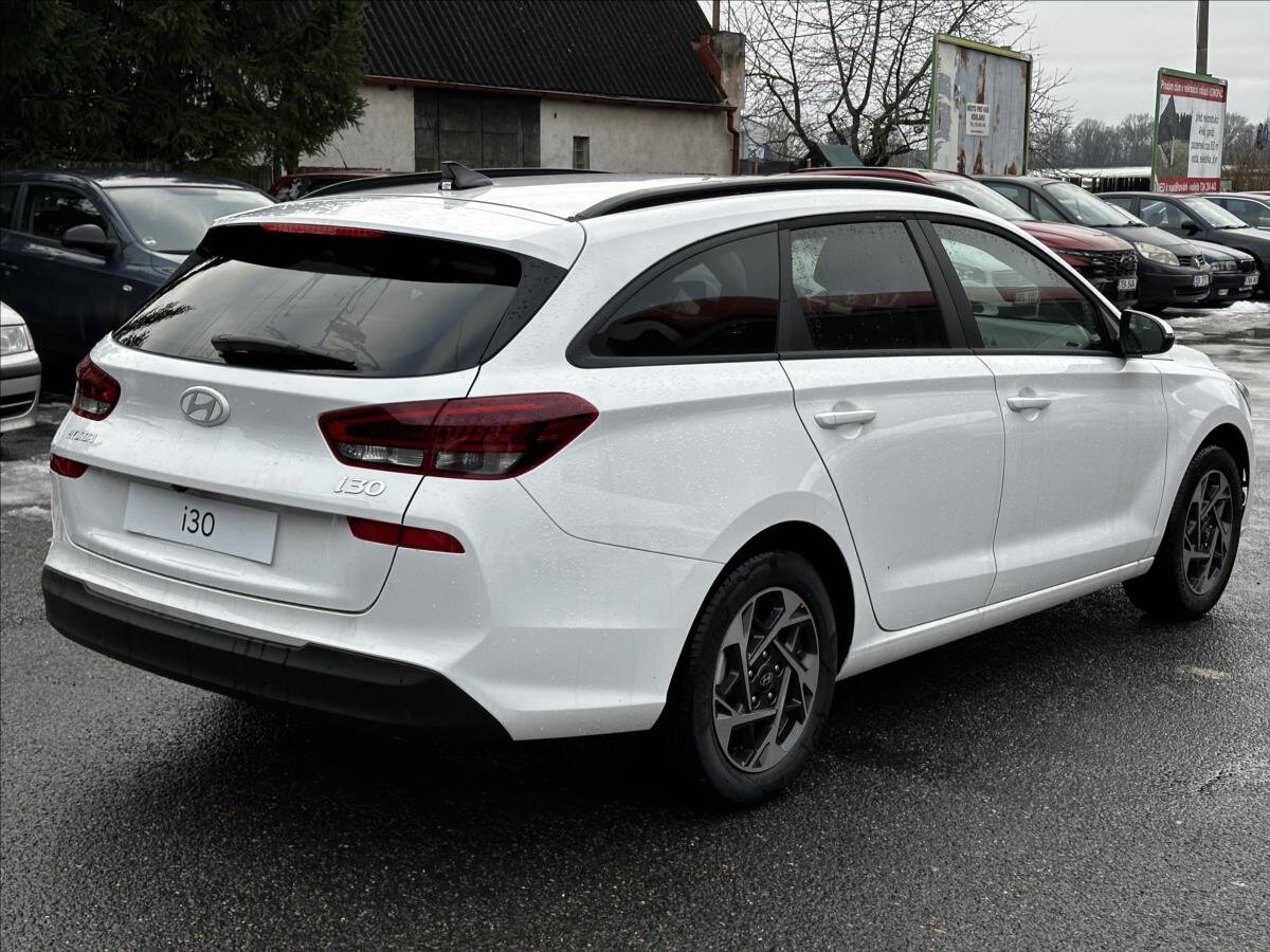 Hyundai i30 Kombi 1,5 l 70 kw