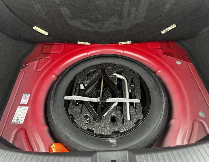 Volkswagen Beetle Hatchback 1,2 l 77 kw