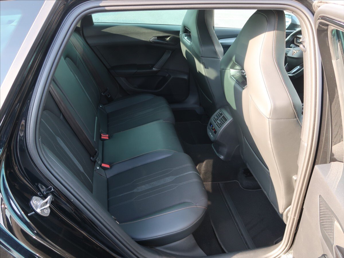 Cupra Leon Kombi 2,0 l 180 kw