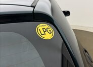 Toyota Yaris Hatchback 1,3 l 64 kw