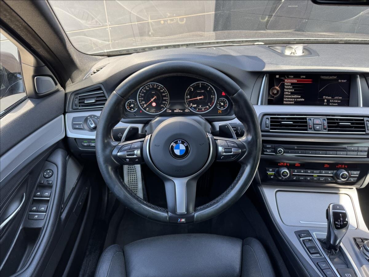 BMW Řada 5 Kombi 3,0 l 230 kw