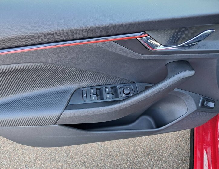 Škoda Scala Hatchback 1,5 l 110 kw