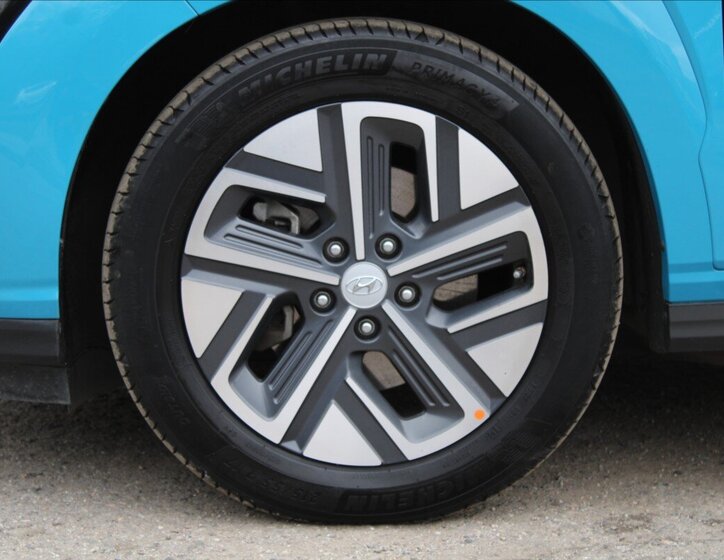 Hyundai Kona SUV / Terénní 0,0 150 kw