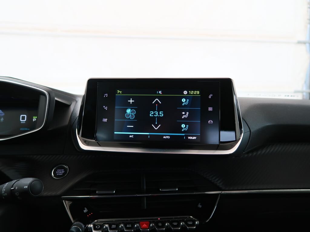 Peugeot 2008 SUV 0,0 100 kw