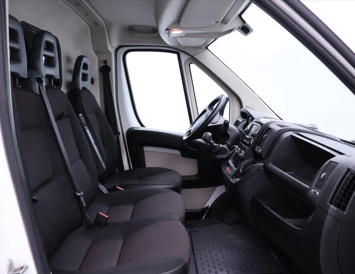 Peugeot Boxer 11