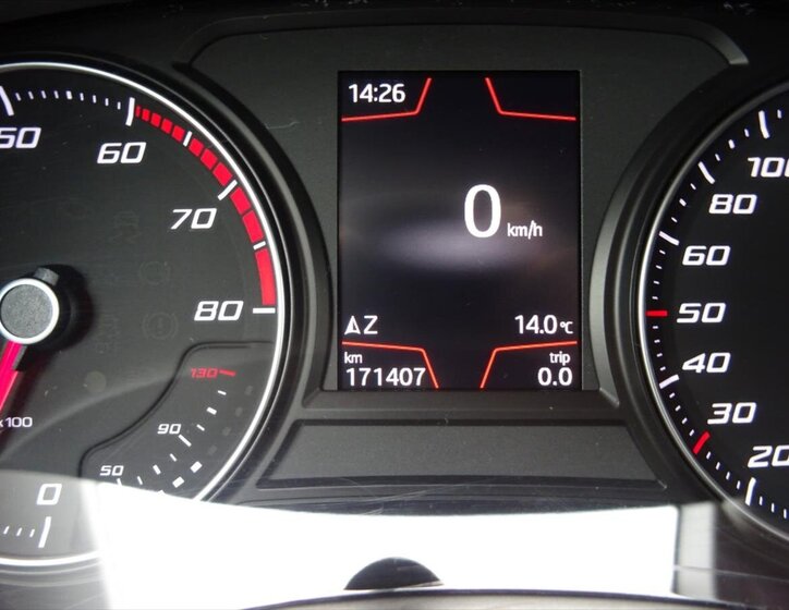 Seat Leon Hatchback 1,5 l 96 kw