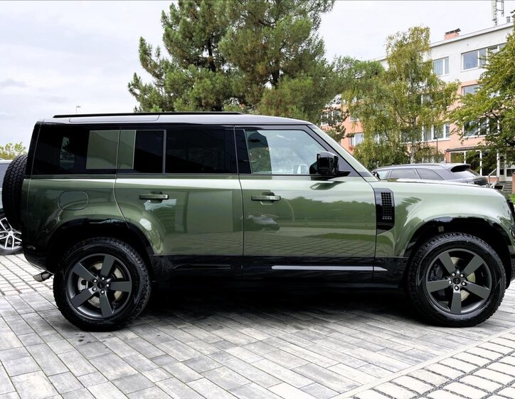 Land Rover Defender SUV / Terénní 5,0 l 313 kw