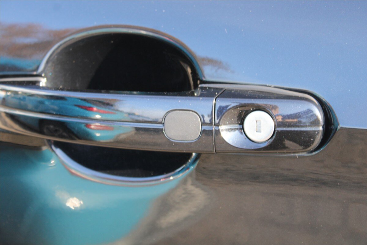 Ford Kuga SUV / Terénní 2,0 l 103 kw