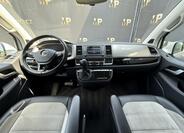 Volkswagen Multivan 21