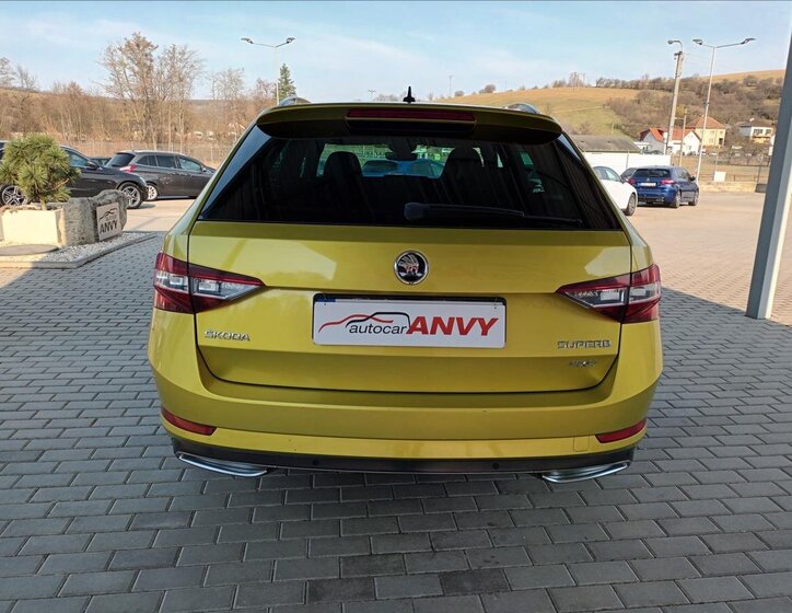 Škoda Superb Kombi 2,0 l 140 kw