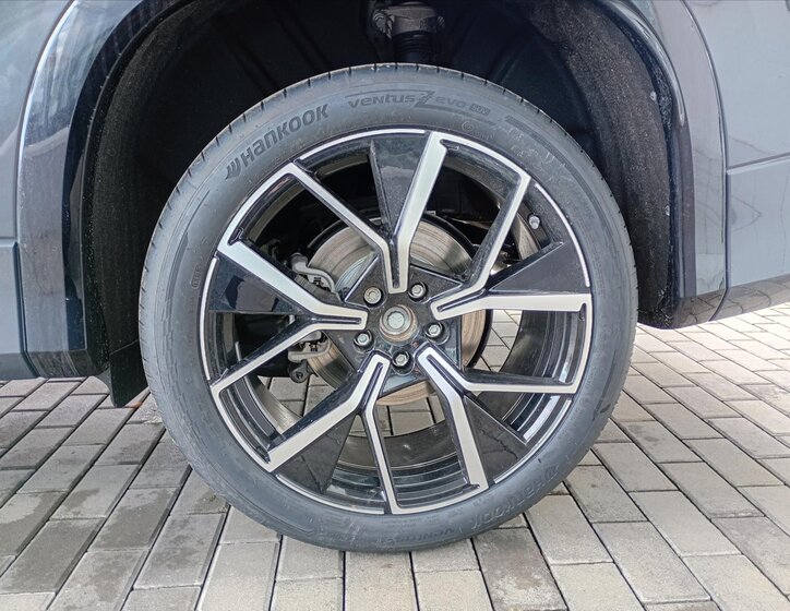 Volkswagen Tayron SUV / Terénní 2,0 l 195 kw