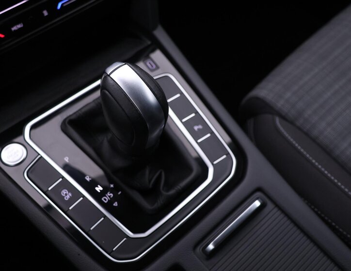 Volkswagen Passat Kombi 2,0 l 110 kw