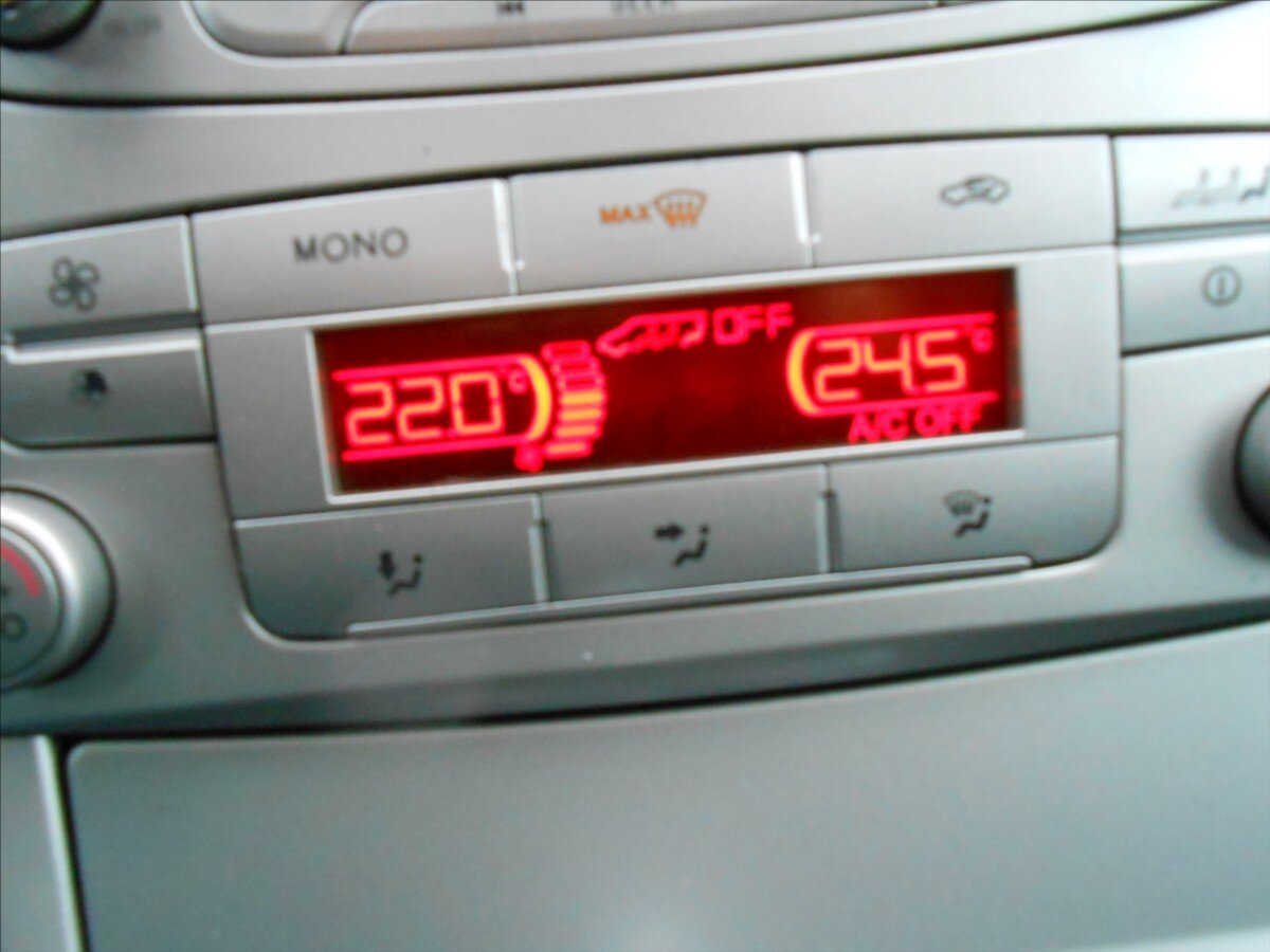 Ford Galaxy Kombi 2,0 l 103 kw