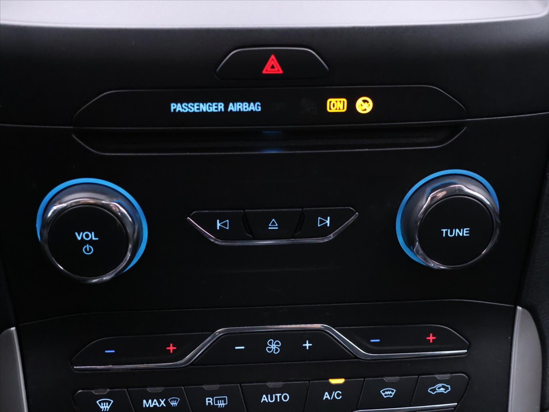 Ford Galaxy MPV 1,5 l 118 kw